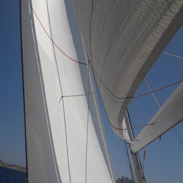 Sailboat for sea ride or instructor class - Mobile Home - 9