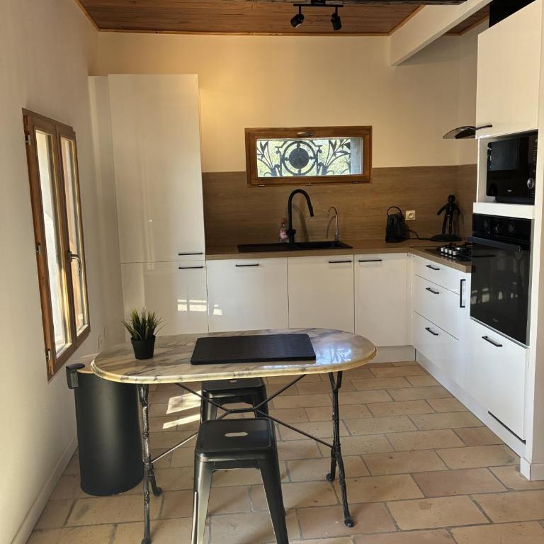 Maison au cœur de la garrigue - Maison 2 Chambres - 12