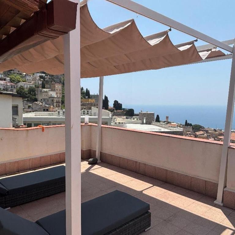 View Terrace Apartment in Taormina - Murmuria Eolia - King Studio with Sofa Bed - 28