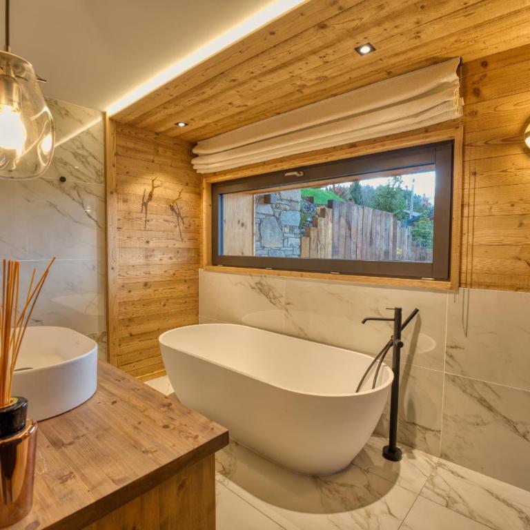 Chalet Cheval Blanc - Les Gets - ski in-out - Superior Chalet - 4
