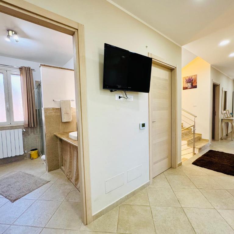 La Cinisara Apartments - Apartment mit 3 Schlafzimmern und Balkon - 37