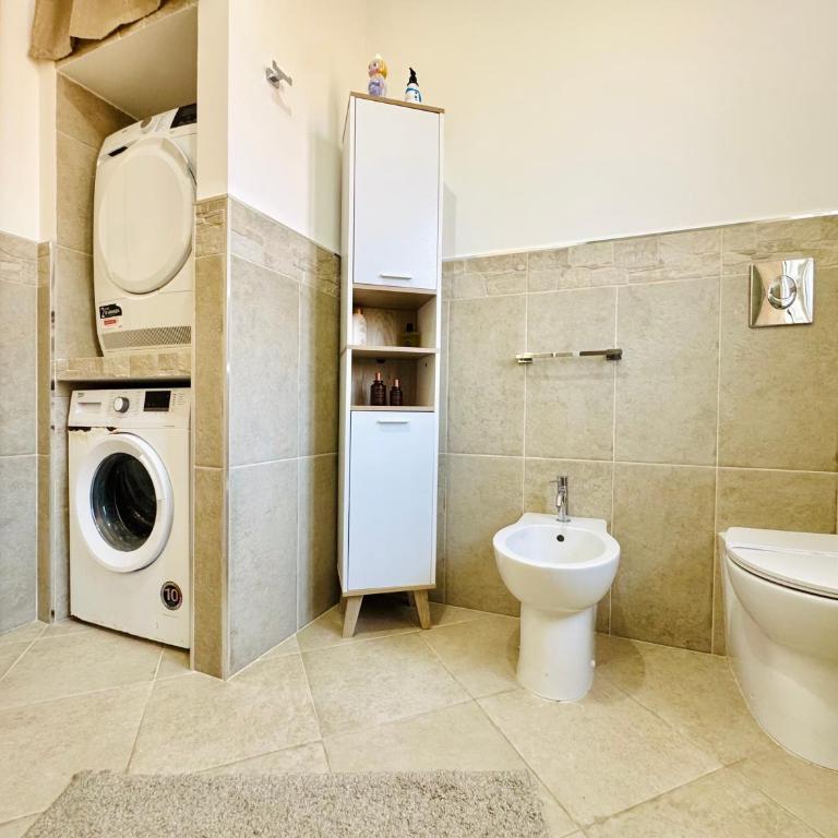La Cinisara Apartments - Apartment mit 3 Schlafzimmern und Balkon - 40