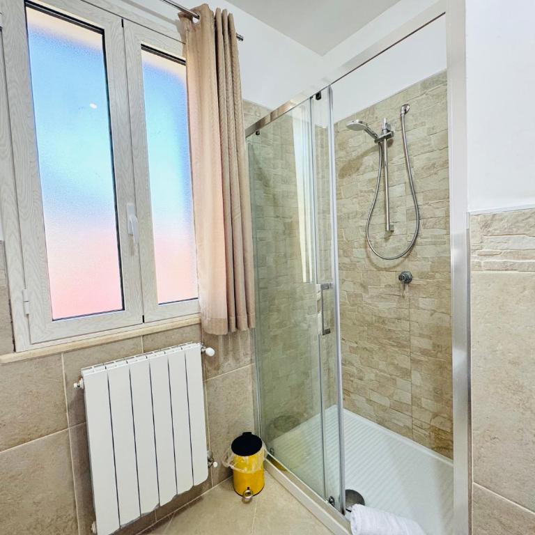 La Cinisara Apartments - Apartment mit 3 Schlafzimmern und Balkon - 39