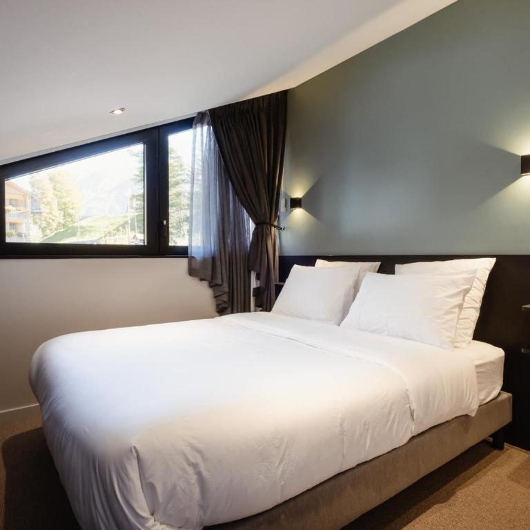 4★, 5 pers, village centre, 125 m pistes, 3 chambres, balcon sud, parking - FR-1-304-296 - Apartment - 11