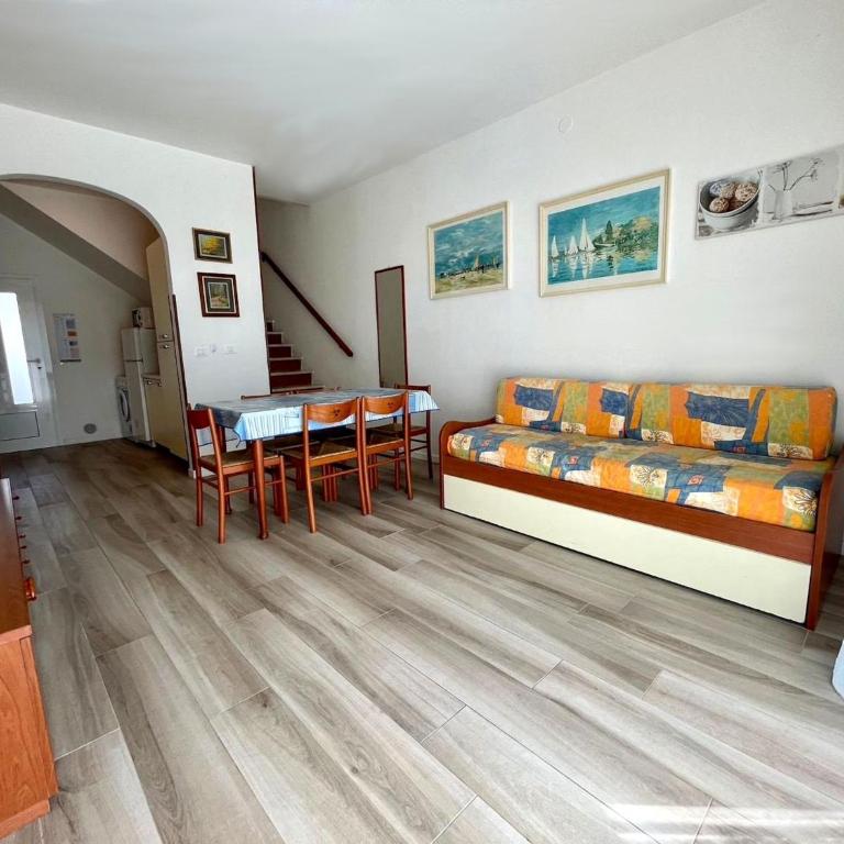 Terraced house with private garden - Villa - 6