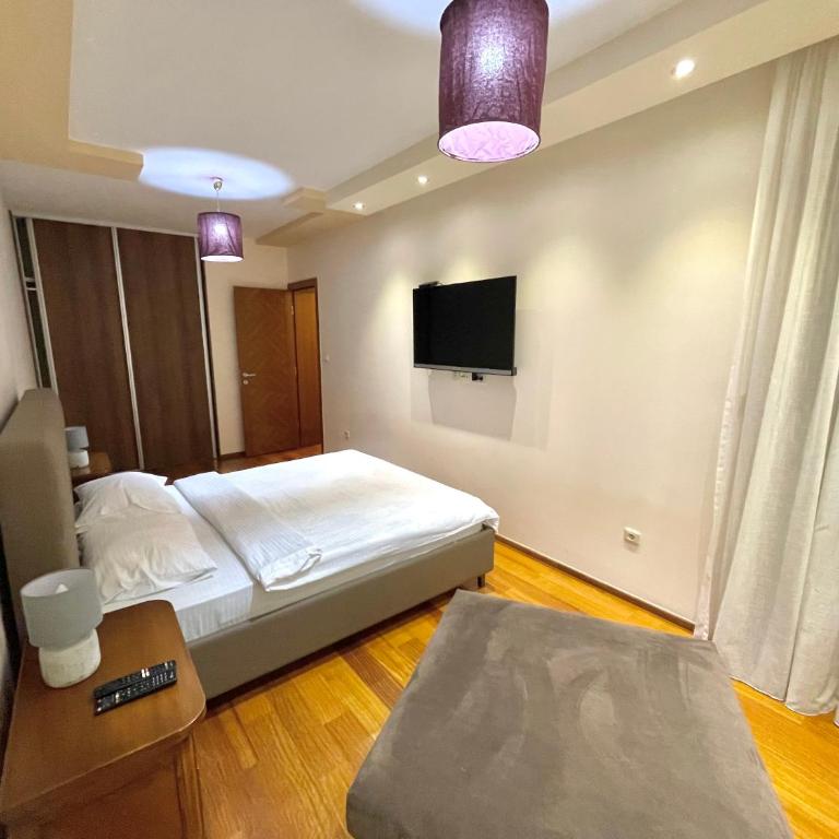 Podgorica Apartment Center - Apartman sa 2 Spavaće Sobe i Pogledom na Grad - 5