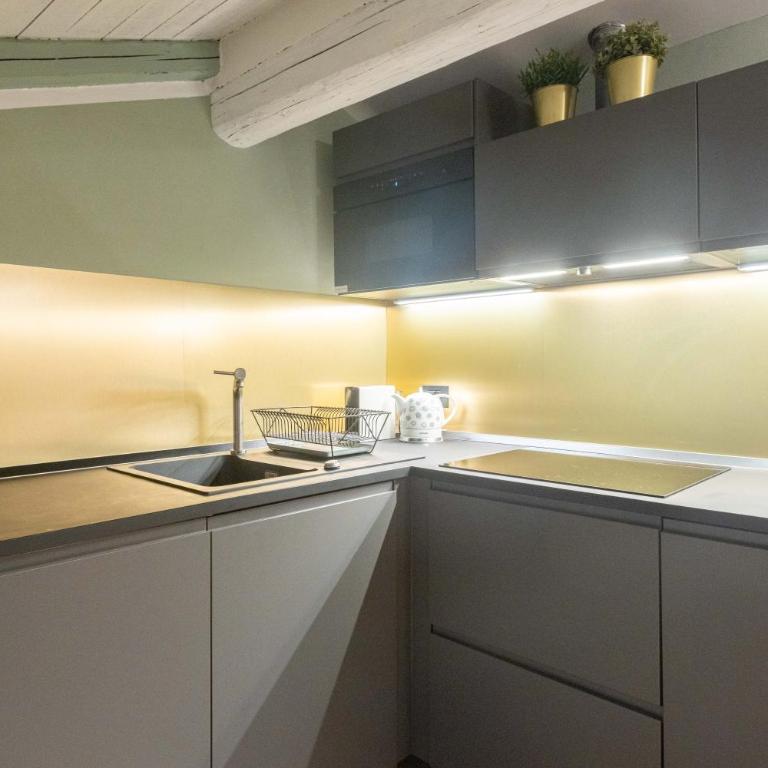 Everyday Apartments Torre Medioevale - Appartamento con 2 Camere da Letto - 8
