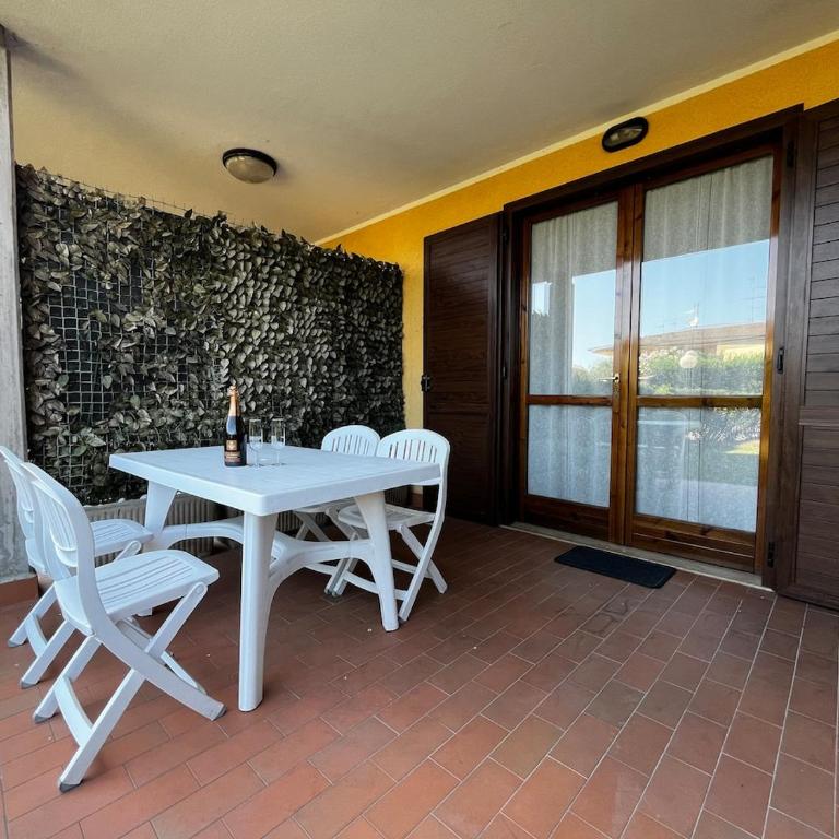 Residenza Adore with pool, parking, and Wi-Fi - Suite con 1 Camera da Letto - 2