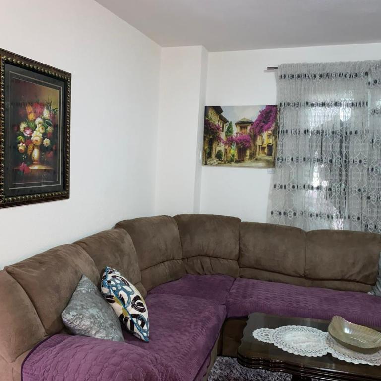 Milun Stan - Apartman sa 2 Spavaće Sobe - 1
