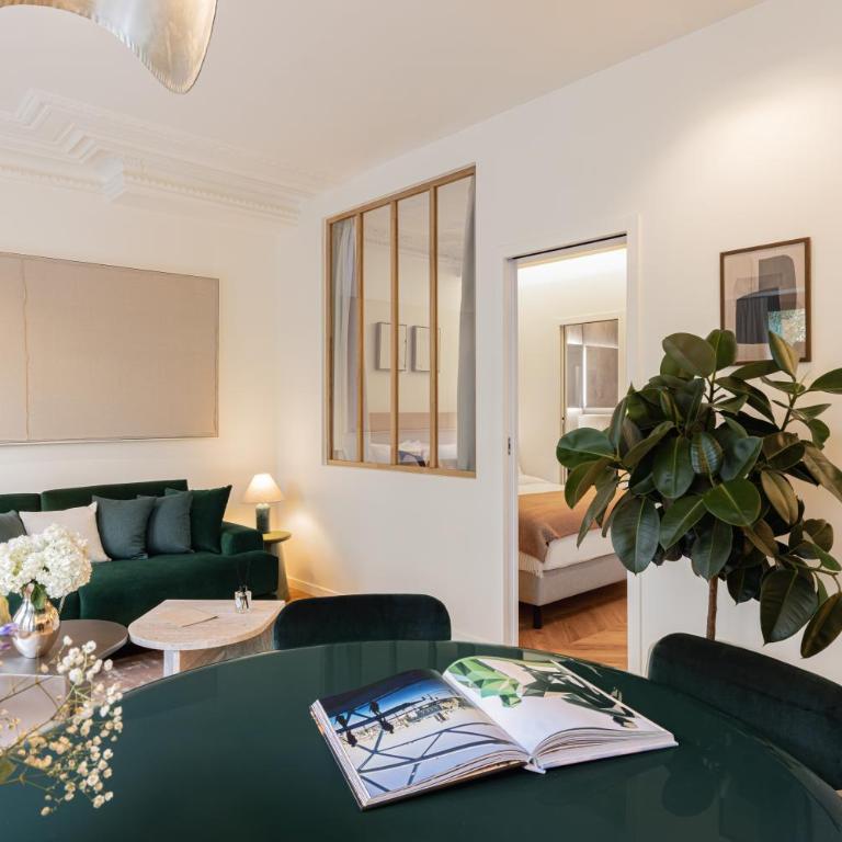 La Suite - Voltaire II - 2 bedrooms with AC - Appartement 2 Chambres - 6