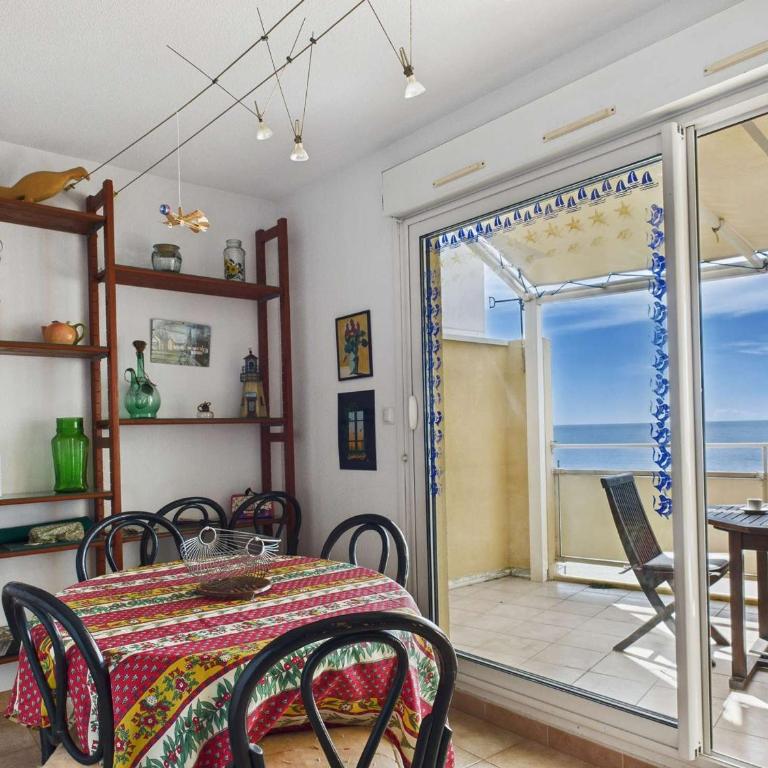 Grau d'Agde : Appartement 3 pièces avec terrasses à 20m de la plage - Appartamento con 2 Camere da Letto - 1