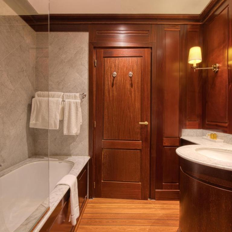 Grand Hotel de l'Opera - BW Premier Collection - Chambre Double Prestige - 10