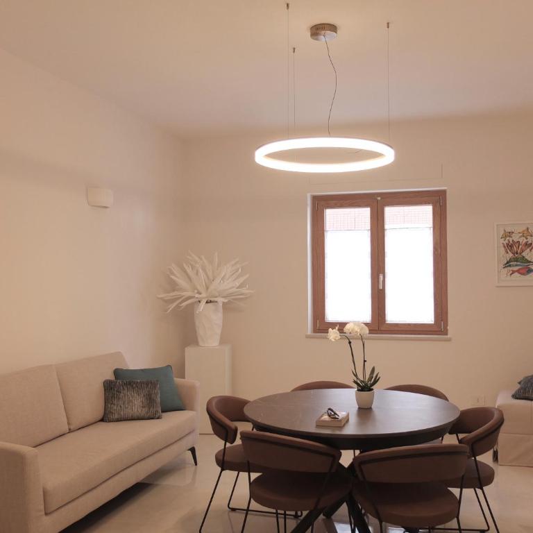 F&M House - Two-Bedroom Standard Apartment - 40