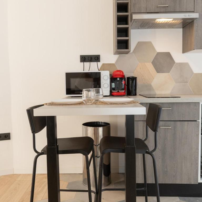 Le Rimbaud - Studio moderne en hypercentre - WiFi - Appartement 1 Chambre Deluxe - 6