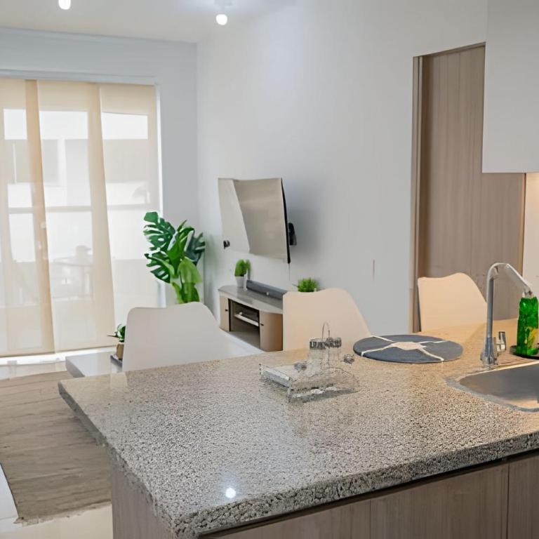 Apartamento Elegante en serena del mar - Three-Bedroom Apartment - 16