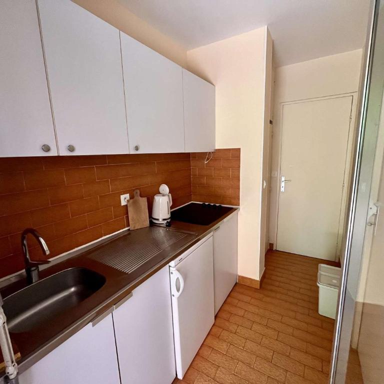 Appartement 2 pièces avec jardin à 50m de la plage - 4 couchages, parking privé, terrasse - FR-1-226B-9 - Appartement (4 Adultes) - 14