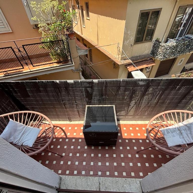 SicilyStudio Apartment in Taormina-Murmuria Minerva - Monolocale con Balcone - 7