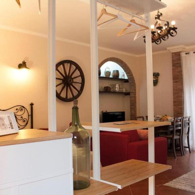 SicilyStudio Apartment in Taormina-Murmuria Minerva - Monolocale con Balcone - 12