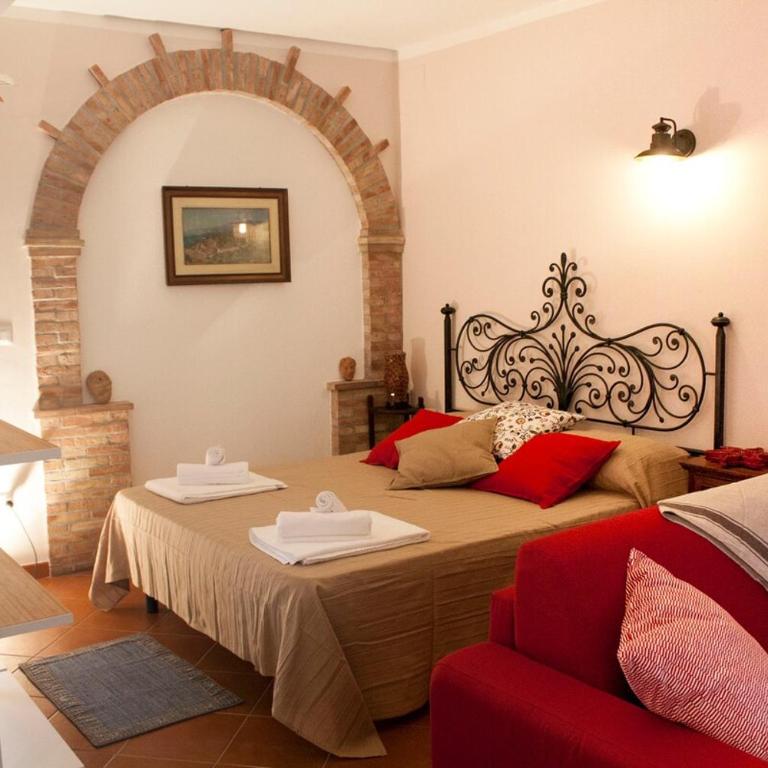 SicilyStudio Apartment in Taormina-Murmuria Minerva - Monolocale con Balcone - 31