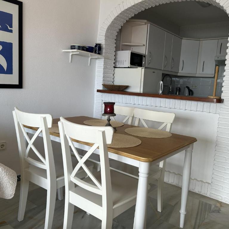 Playa Royal Beach apartment, Calahonda - Apartamento de 2 dormitorios con terraza y vistas al mar - 4