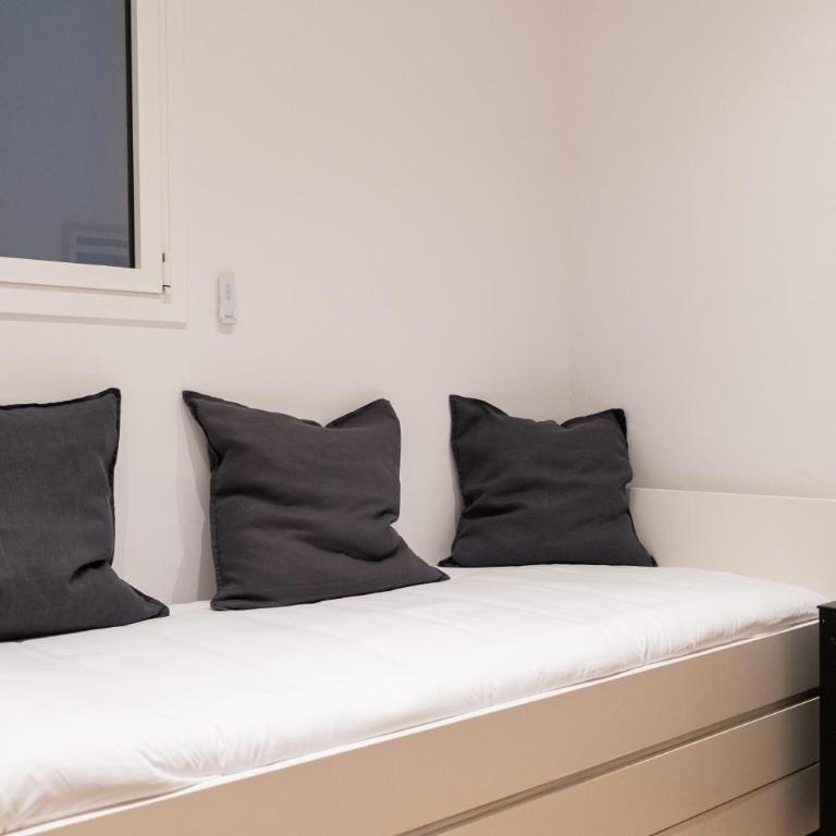 AB Eixample Calabria - Two-Bedroom Apartment - 14