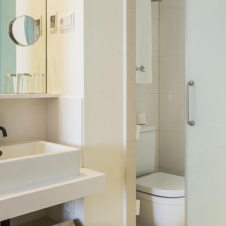 Hotel Denit Barcelona - Superior Double Room - 5