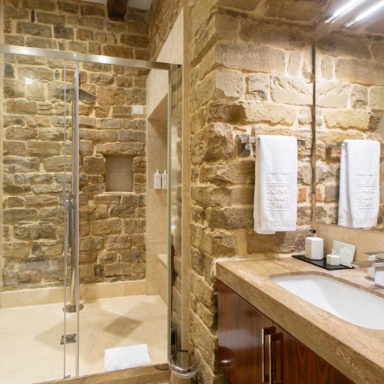 Donati Luxury Tower Suites - Gemma Donati - Deluxe King Studio - 5