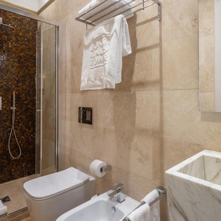 Donati Luxury Tower Suites - Giorgio Vasari - Suite with Private Sauna and Jacuzzi® - 10