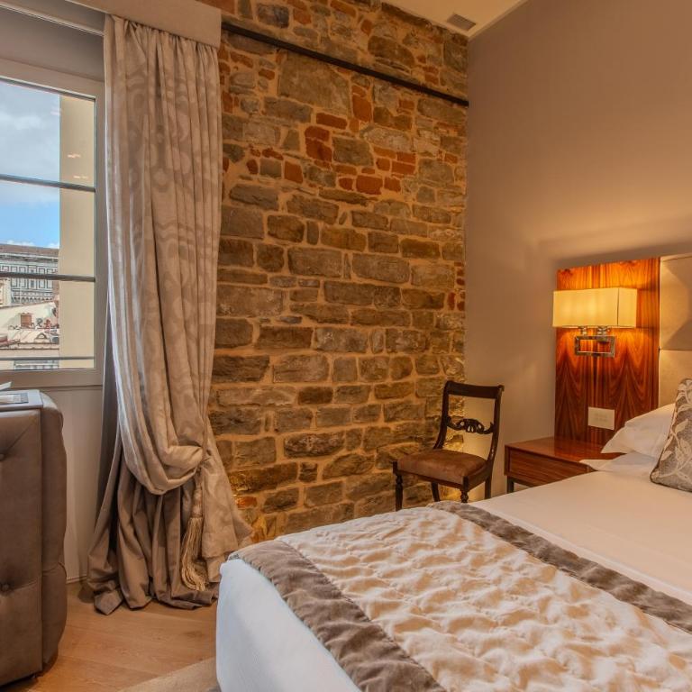 Donati Luxury Tower Suites - Machiavelli - Suite with Partial Duomo View - 9
