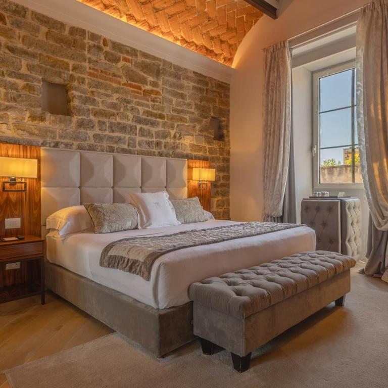 Donati Luxury Tower Suites - Dante - Suite with Partial Duomo View - 9