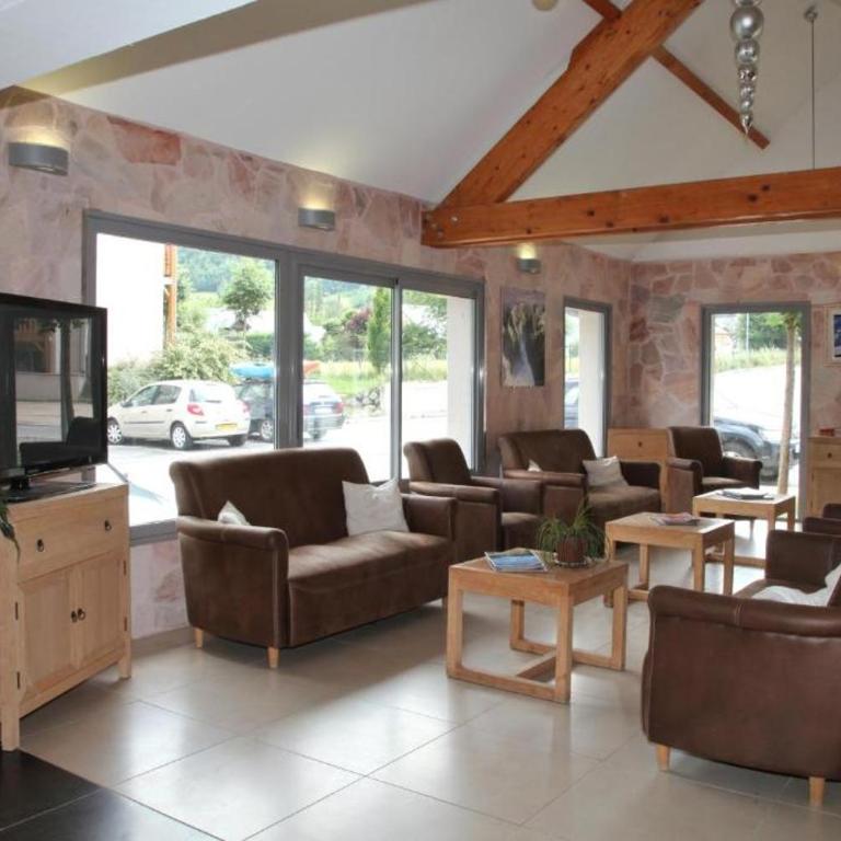 Appartement meublé T3 avec terrasse vue montagne - Appartement 2 Chambres - 35