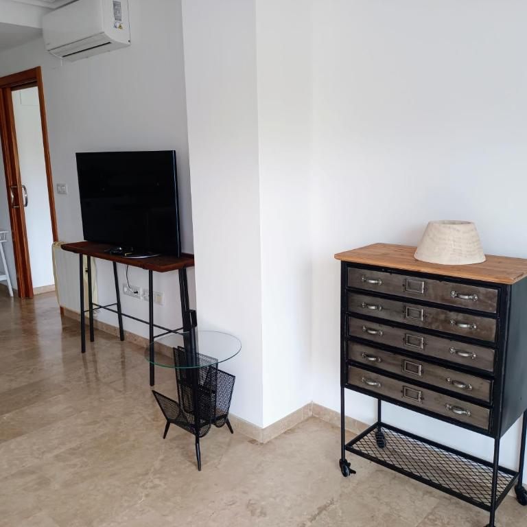 Denia, urbano junto al mar - Habitación Doble Deluxe con balcón - 1 o 2 camas - 12