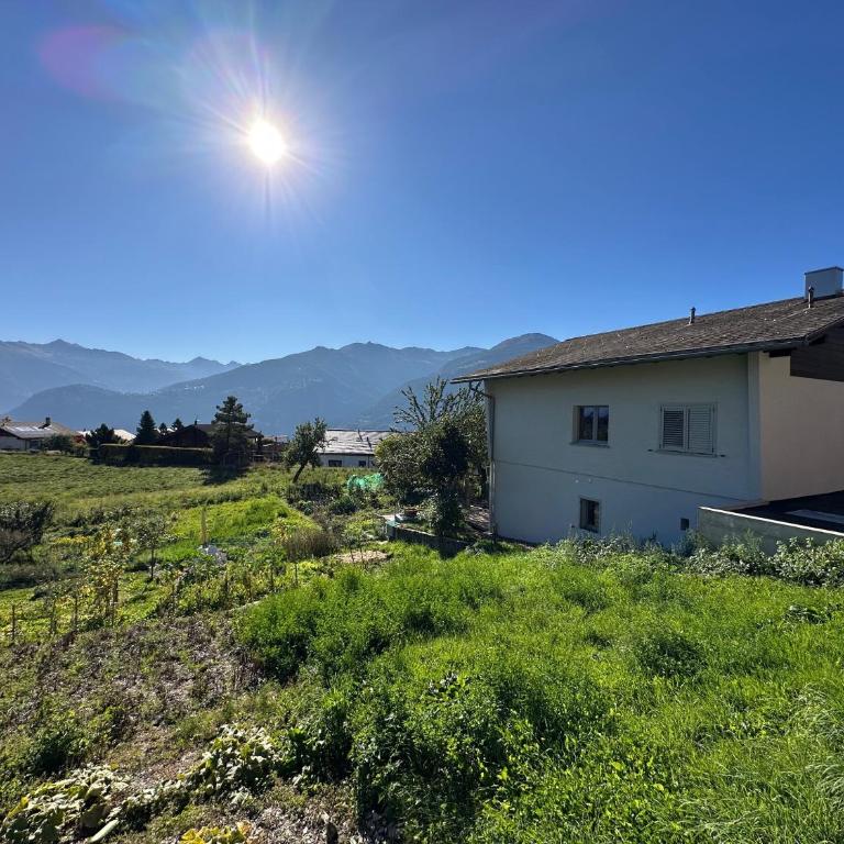 Modern Home for 8 near Crans-Montana - Terrace - Fireplace - Chalet Supérieur - 25