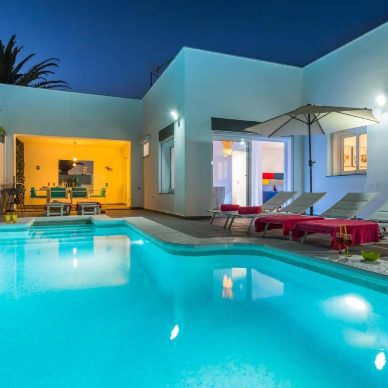 Villa Colibri by Villa Plus - Villa - 1