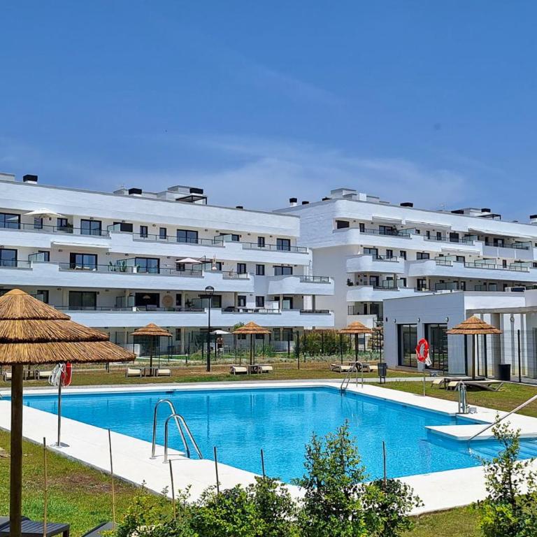 Apartamento con Terraza y Vista al Jardín - Apartamento de 2 dormitorios - 43