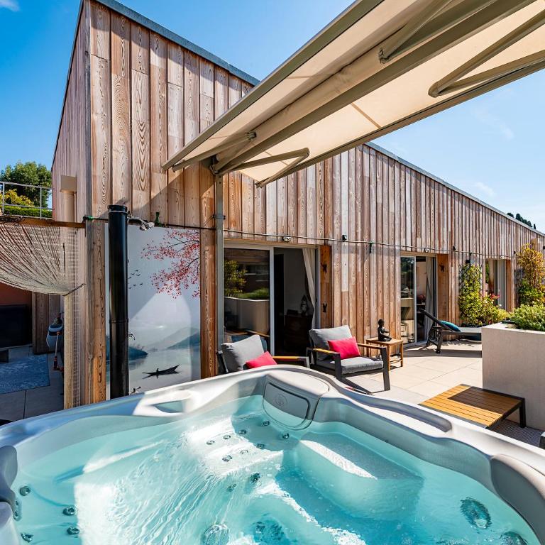 Le Coq Elysium - Exceptional 220 sqm Penthouse - Private Terrace & Jacuzzi - AC - 3 Parking Spaces - Apartment mit 3 Schlafzimmern - 63
