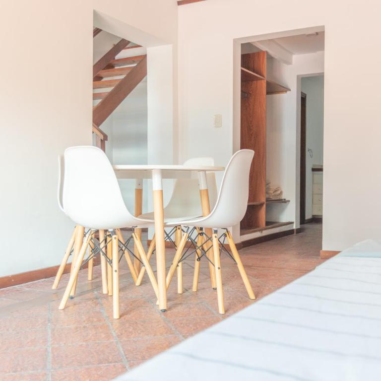 Hotel Edith - Deluxe One-Bedroom Apartment with Garden View - 1