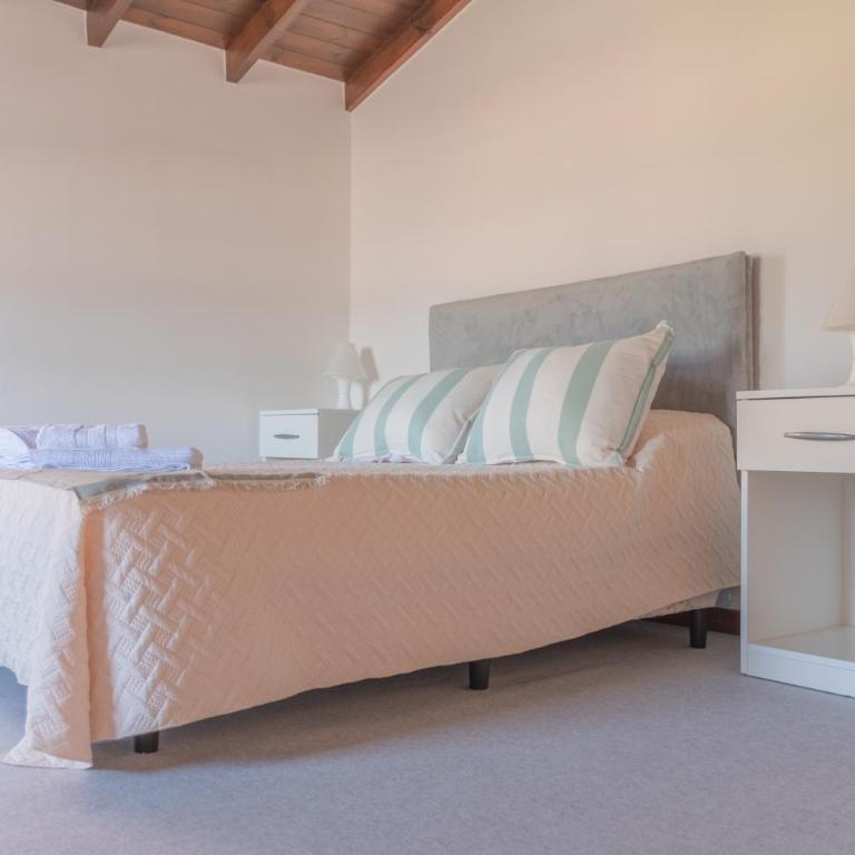 Hotel Edith - Deluxe One-Bedroom Apartment with Garden View - 3