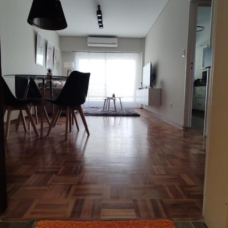 KD departamento Parque Chacabuco Cálido y luminoso semipiso - Two-Bedroom Apartment - 5