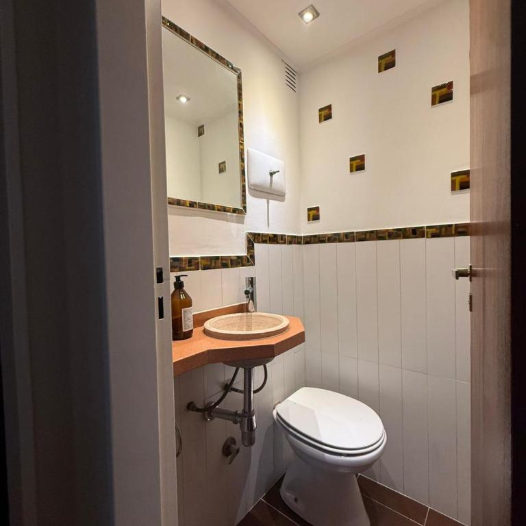KD departamento Parque Chacabuco Cálido y luminoso semipiso - Two-Bedroom Apartment - 30