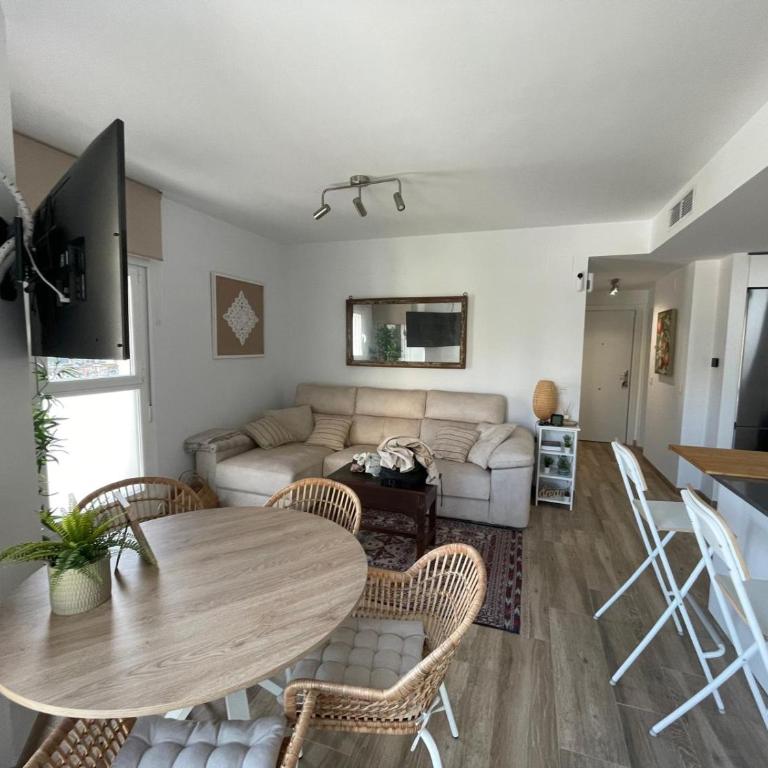 Apartamento en Malaga Fatima - Two-Bedroom Apartment with Balcony and Terrace - 39