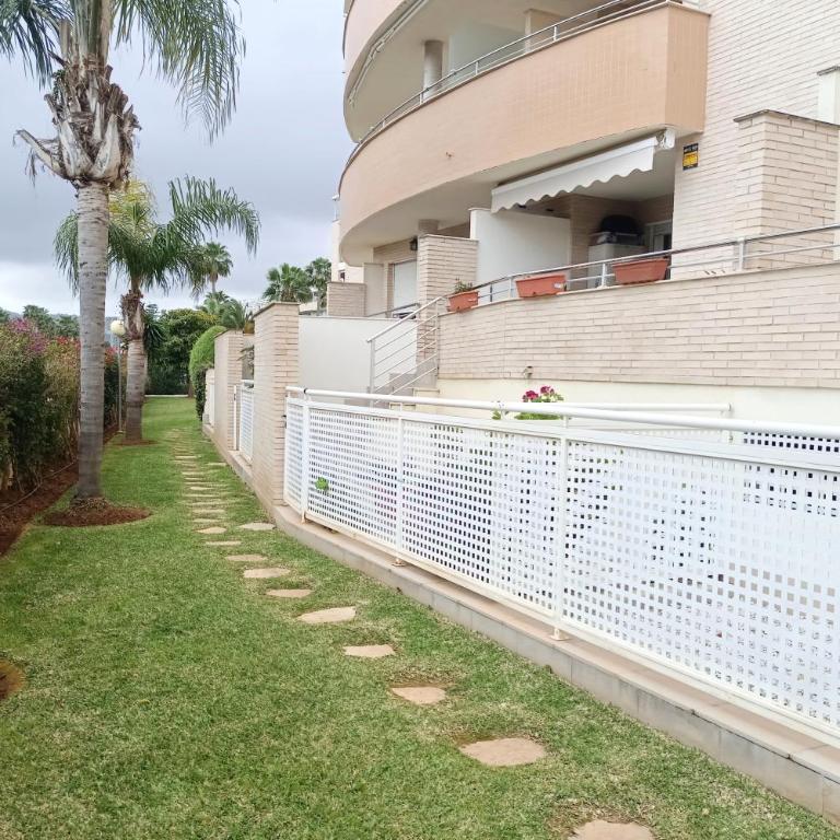 Denia, urbano junto al mar - Habitación Doble Deluxe con balcón - 1 o 2 camas - 35