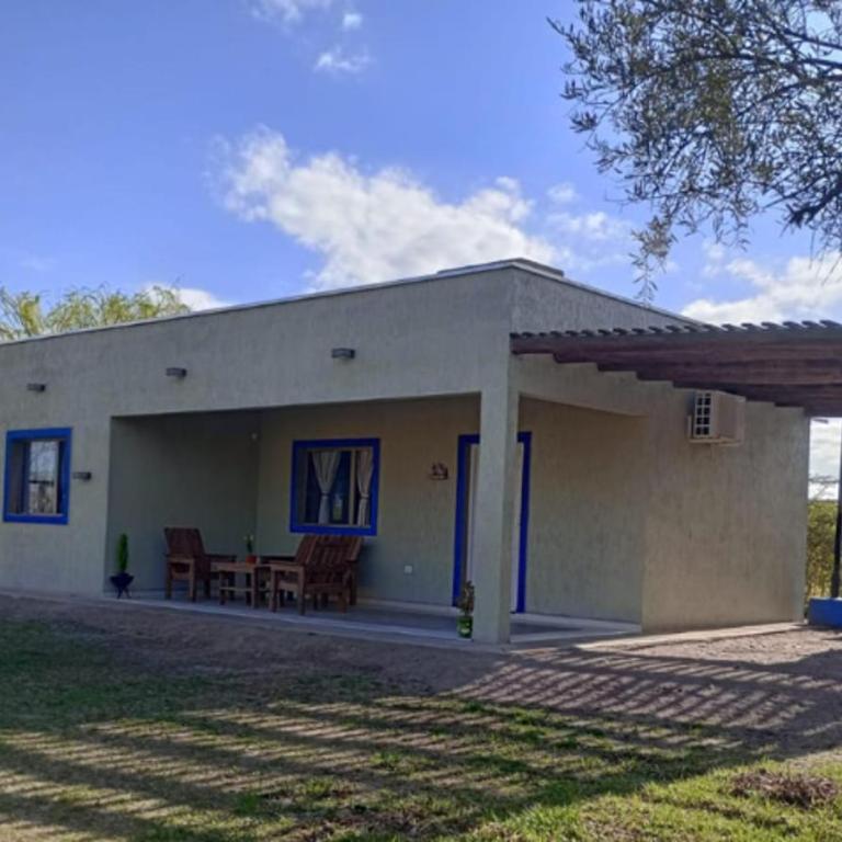 Cabañas Universo en San Rafael, Mendoza - Apartamento de 2 dormitorios con piscina privada - 1
