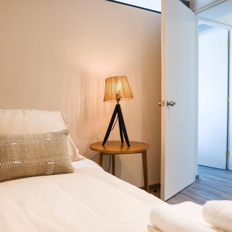 Chic 2BR Retreat in Vitacura Perfect for 5 Steps from Everything - Apartment - 6