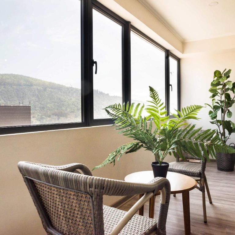 Chic 2BR Retreat in Vitacura Perfect for 5 Steps from Everything - Apartment - 20