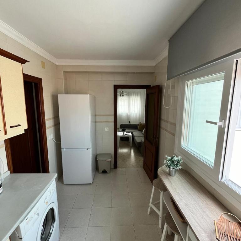Tu ático ideal Terraza, Centro y Playa a pie - Apartamento de 3 dormitorios con balcón - 15