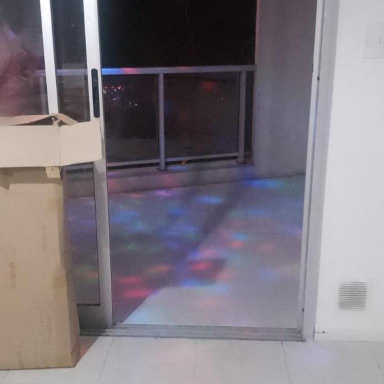 Departamento tres ambientes - Apartamento de 2 dormitorios - 3