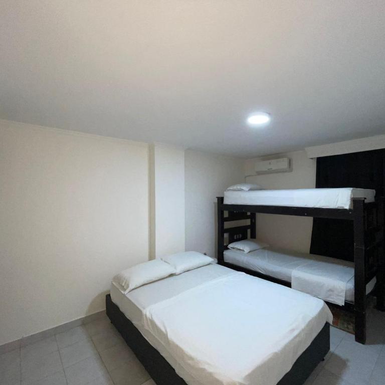 Apartamento en el rodadero - Primera linea de playa - Apartamento de 3 dormitorios - 8