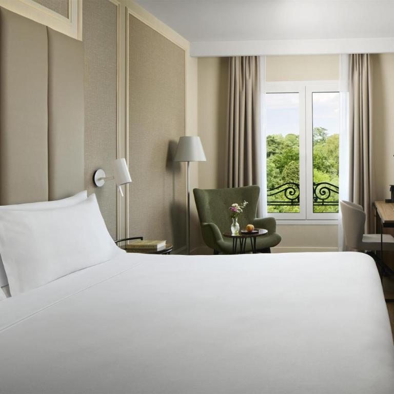 NH Madrid Nacional - Superior Double Room with View - 1