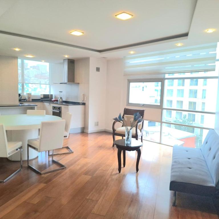 Luxury 3BR La Carolina w Experienced Tour Guides - Apartment - 10